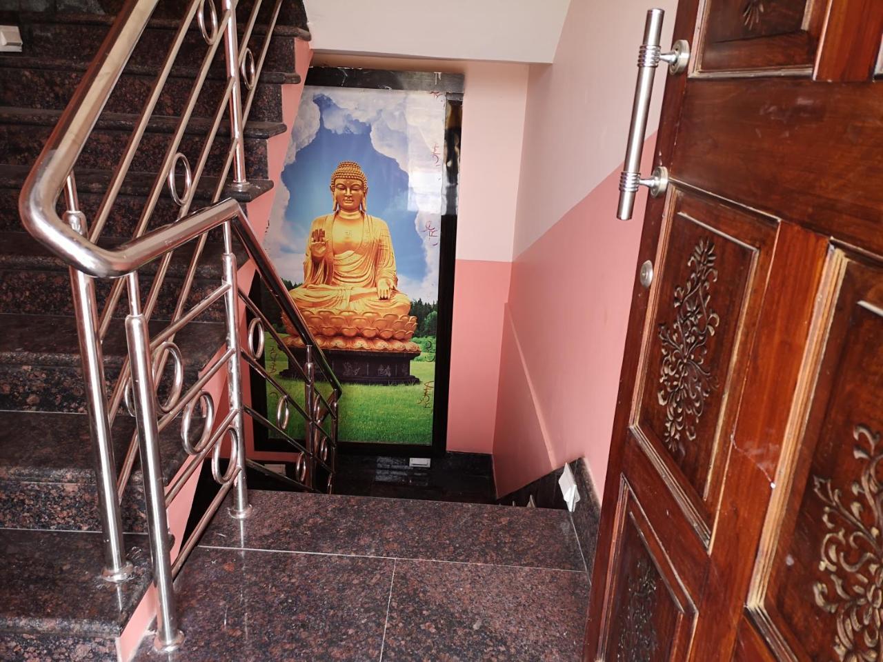 Chairosana Mansion Bhubaneswar Exterior photo